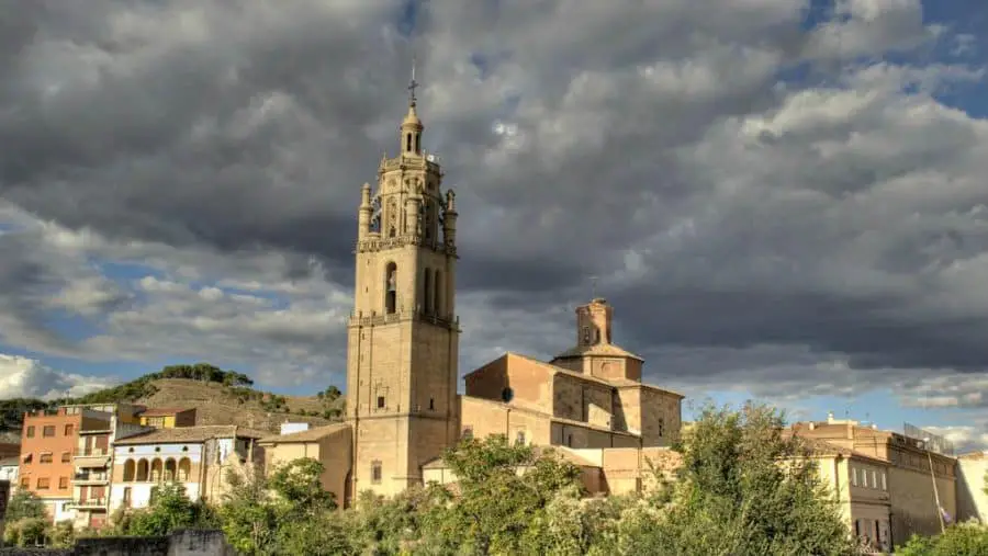 Torre de la iglesia de Santa María, Los Arcos, Navarra - Camino Francés :: Guía del Camino de Santiago