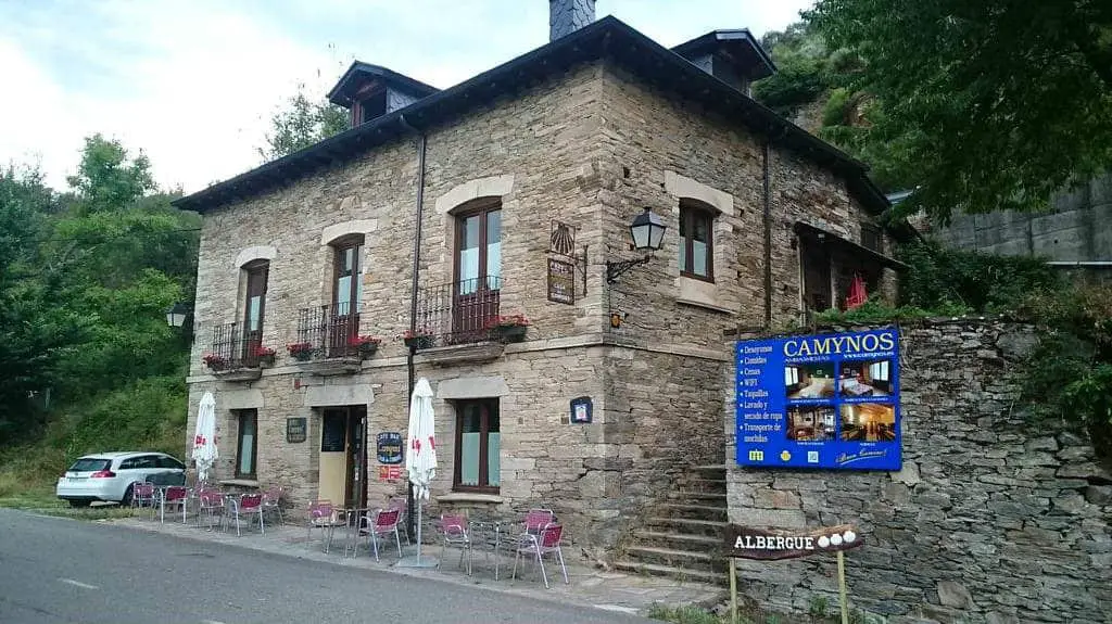 Albergue Camynos, Ambasmestas, León - Camino Francés :: Albergues Camino de Santiago