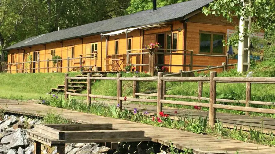 Albergue Casa del Pescador, Ambasmestas, León :: Albergues Camino de Santiago