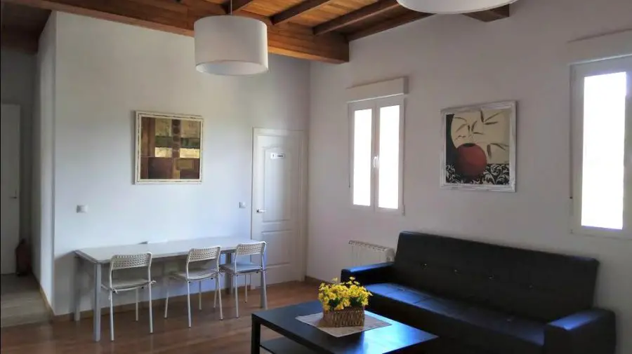 Albergue Cruces de Iria, Iria Flavia, Padrón :: Albergues del Camino Portugués