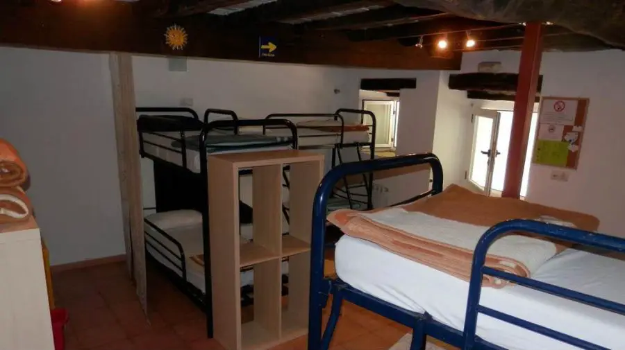 Albergue Das Animas, Ambasmestas, León :: Albergues del Camino de Santiago