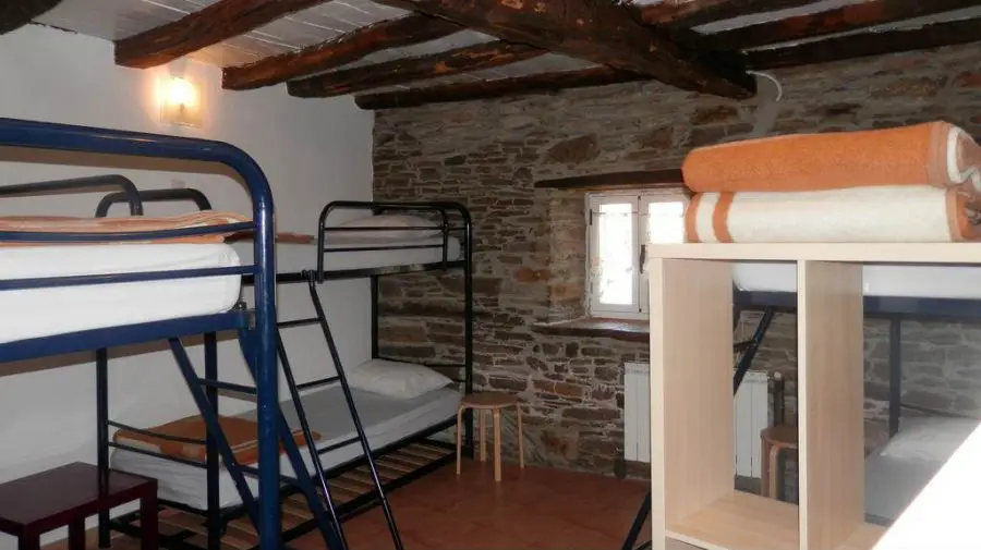 Albergue Das Animas, Ambasmestas, León :: Albergues del Camino de Santiago