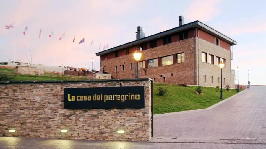 Albergue La Casa del Peregrino, El Acebo de San Miguel, León :: Albergues del Camino de Santiago