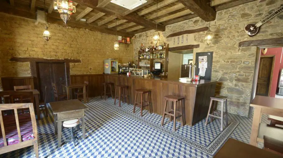 Albergue Hostal La Medina, Camponaraya, León :: Albergues del Camino de Santiago