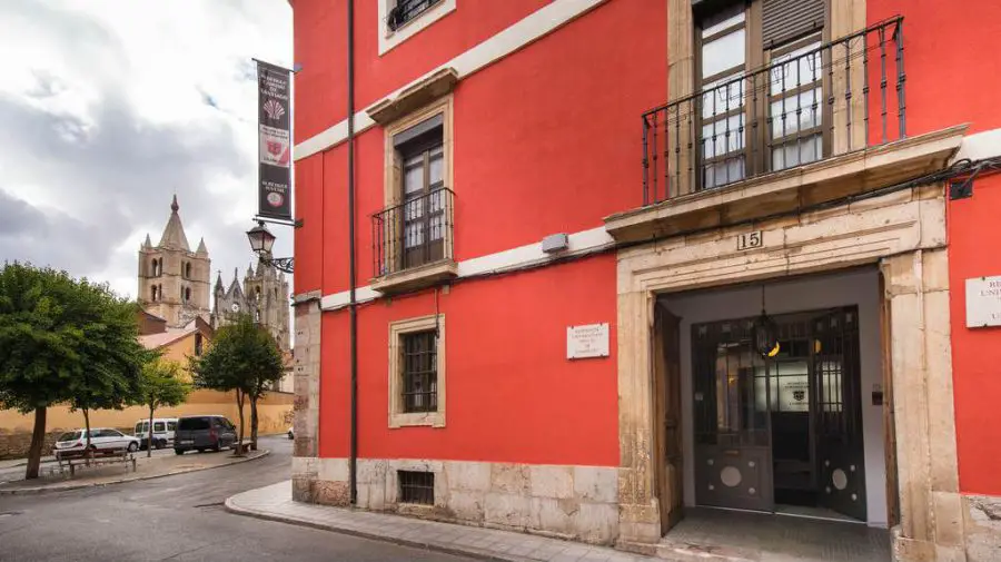 Albergue Miguel de Unamuno, León :: Albergues del Camino de Santiago