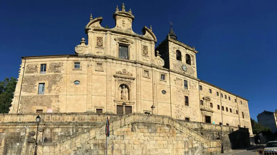 Albergue Hospedería San Nicolás El Real, Villafranca del Bierzo, León :: Albergues del Camino de Santiago