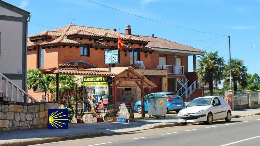 Albergue Santa Ana, San Martín del Camino, León :: Albergues del Camino de Santiago