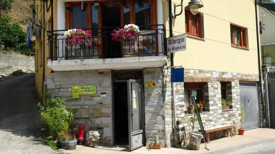 Albergue Santa María Magdalena, Vega de Valcarce :: Albergues del Camino de Santiago
