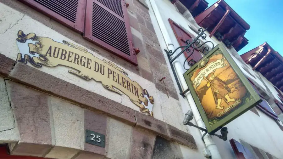 Albergue l'Auberge du Pèlerin, Saint Jean Pied de Port, Francia :: Albergues del Camino de Santiago