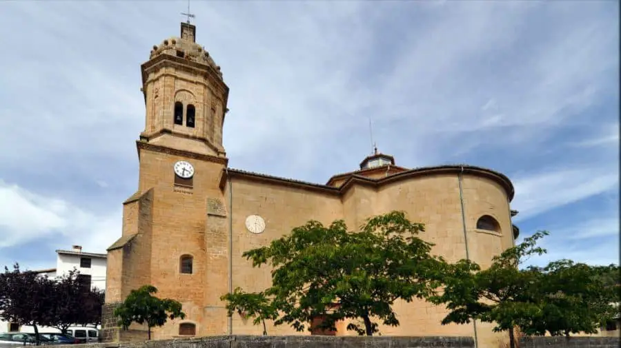 Parroquia de San Pedro, Mañeru, Navarra - Camino Francés :: Guía del Camino de Santiago Parroquia de San Pedro, Mañeru, Navarra - Camino Francés :: Guía del Camino de Santiago