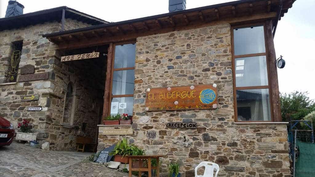 Albergue de peregrinos Ave Fénix, Villafranca del Bierzo, León :: Albergues del Camino de Santiago