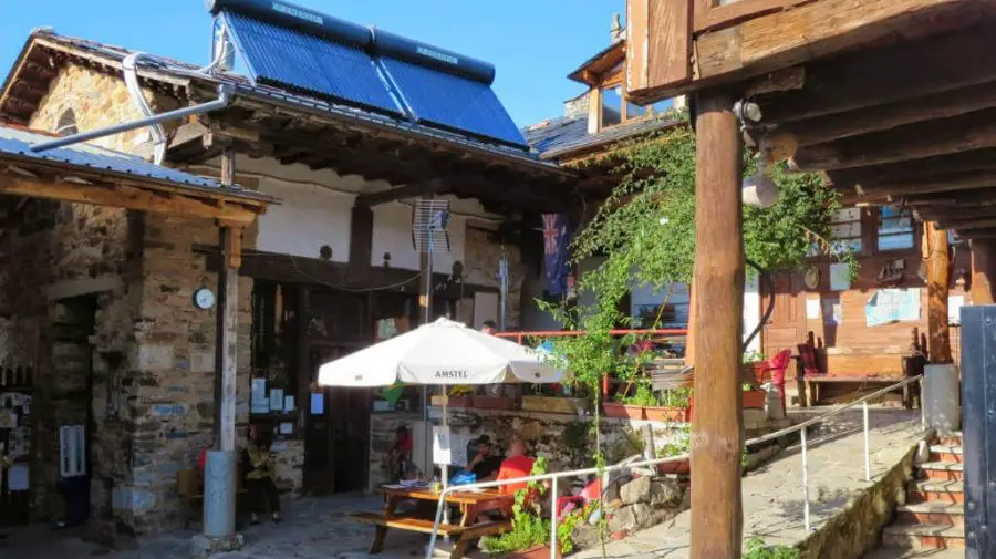 Albergue de peregrinos Ave Fénix, Villafranca del Bierzo, León :: Albergues del Camino de Santiago