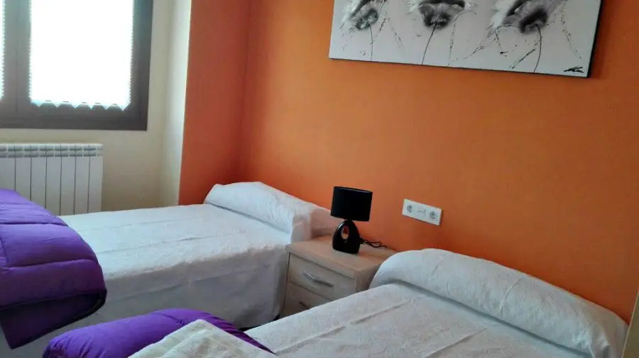 Albergue El Sueve, Bercianos del Real Camino, León :: Albergues del Camino de Santiago