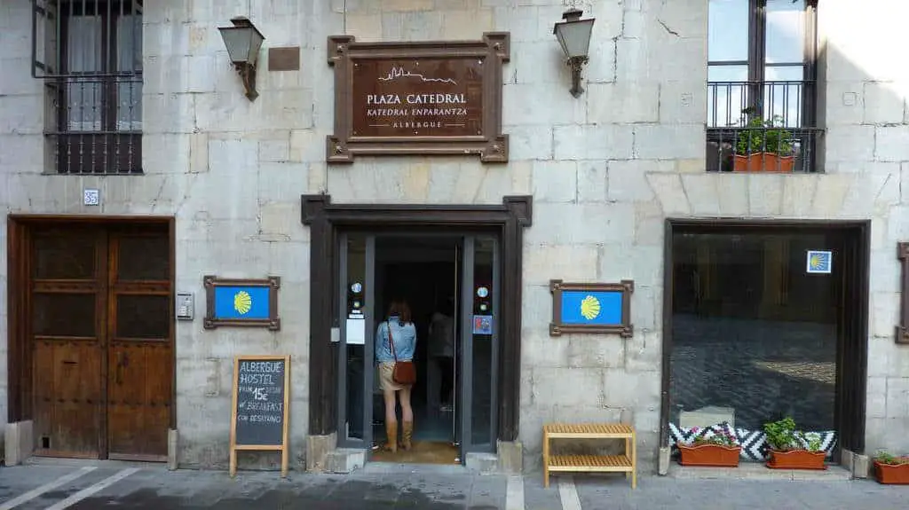 Albergue Plaza Catedral, Pamplona :: Albergues del Camino de Santiago