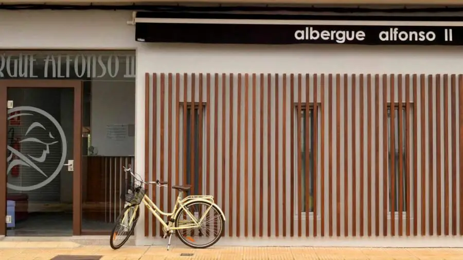 Albergue Alfonso II el Casto, Melide, La Coruña :: Albergues del Camino de Santiago