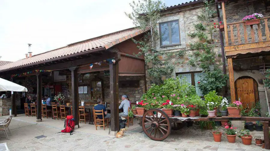 Albergue El Pilar, Rabanal del Camino, León :: Albergues del Camino de Santiago