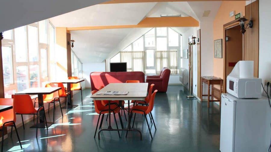 Albergue La Salle, Santiago de Compostela, La Coruña :: Albergues del Camino de Santiago