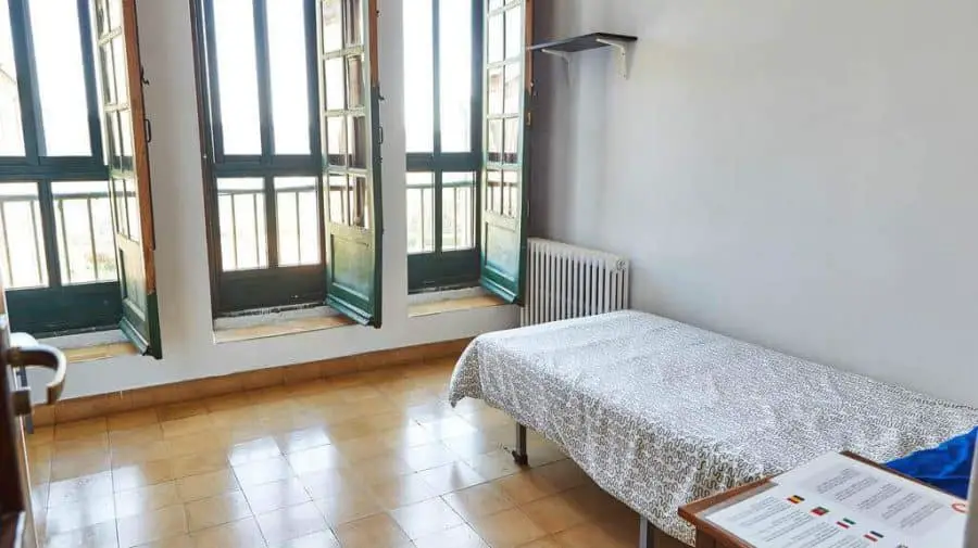 Albergue Seminario Menor La Asunción, Santiago de Compostela, La Coruña :: Albergues del Camino de Santiago