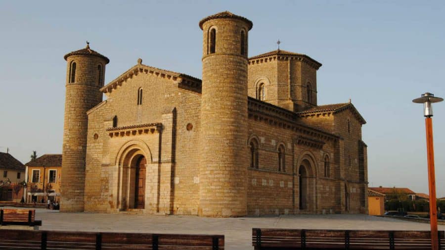 Iglesia de San Martín de Tours, Frómista, Palencia - Camino Francés :: Guía del Camino de Santiago