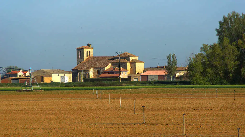 Itero de la Vega, Palencia (Etapa de Castrojeriz a Frómista) :: Albergues del Camino de Santiago Itero de la Vega, Palencia (Etapa de Castrojeriz a Frómista) - Camino Francés :: Guía del Camino de Santiago