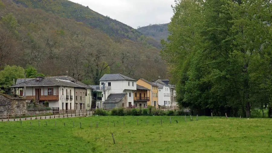 Las Herrerías, León - Camino Francés (Etapa de Villafranca del Bierzo a O Cebreiro) :: Guía del Camino de Santiago