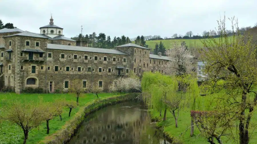 Monasterio de Samos, Lugo :: Guía del Camino de Santiago Monasterio de Samos, Lugo :: Guía del Camino de Santiago