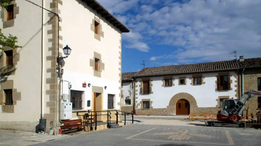 Uterga, Navarra - Camino Francés (Etapa de Pamplona a Puente la Reina) :: Guía del Camino de Santiago