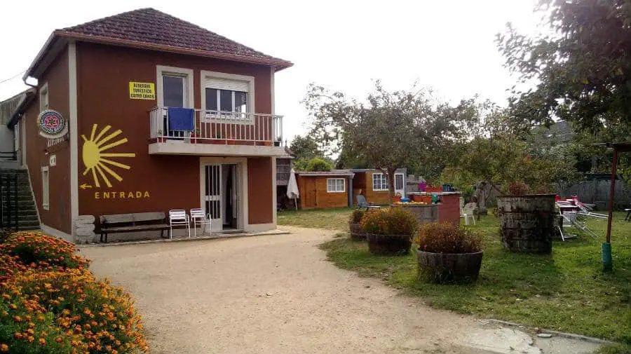 Albergue Catro Canos, Tivo (Caldas de Reis) - Camino Portugués :: Albergues del Camino de Santiago