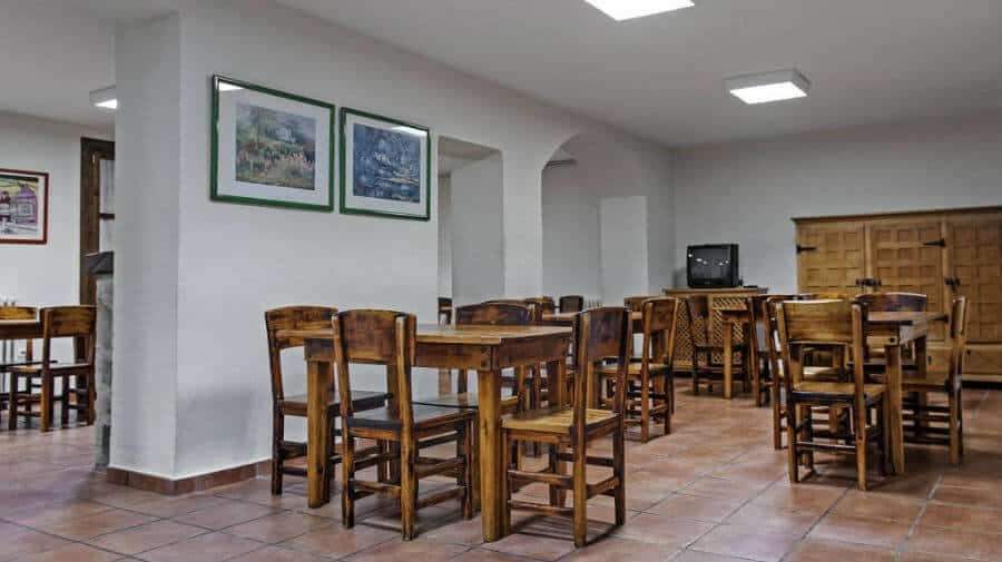 Albergue Juvenil de Canfranc, Canfranc-Estación - Carmino Aragonés :: Albergues del Camino de Santiago