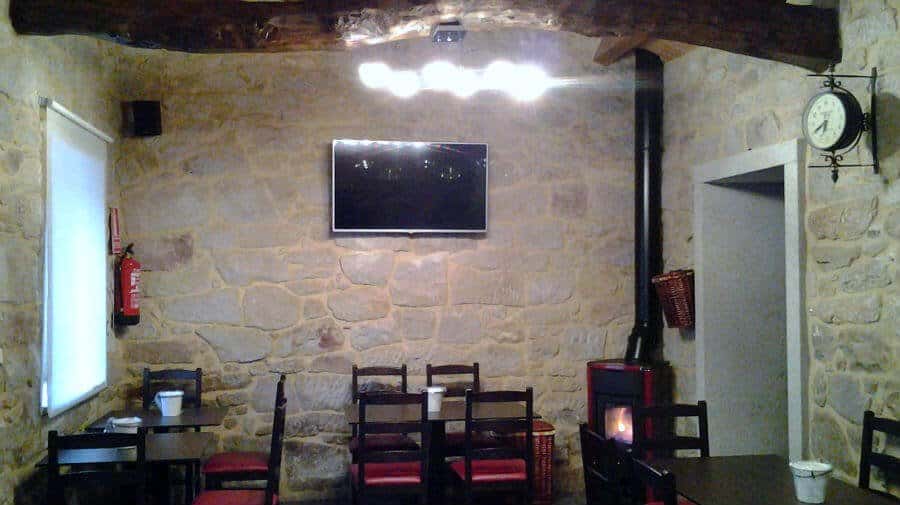 Albergue Ó Abrigo, Miraz (Friol - Lugo) - Camino del Norte :: Albergues del Camino de Santiago
