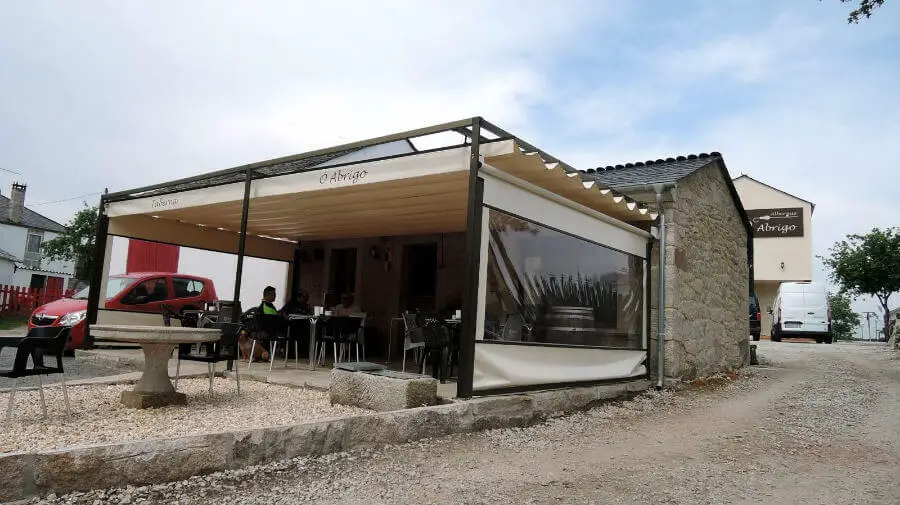 Albergue Ó Abrigo, Miraz (Friol - Lugo) - Camino del Norte :: Albergues del Camino de Santiago