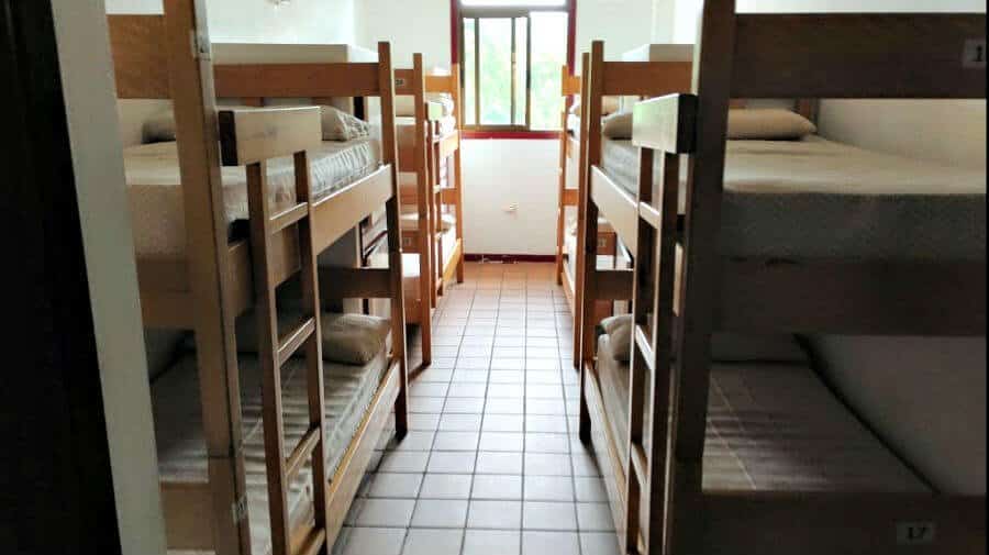 Albergue de peregrinos de la Xunta de Galicia Arca do Pino, O Pedrouzo - Camino Francés :: Albergues del Camino de Santiago