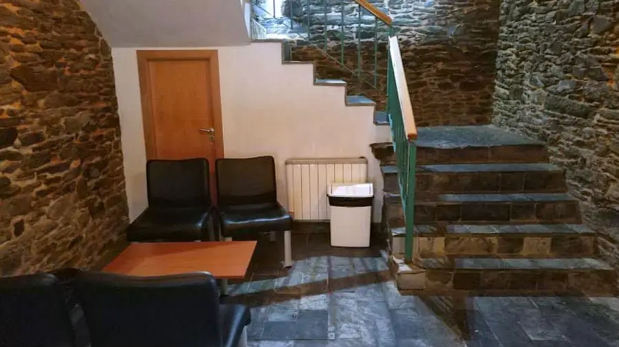 Albergue de peregrinos de la Xunta de Galicia, Arzúa - Camino Francés :: Albergues del Camino de Santiago