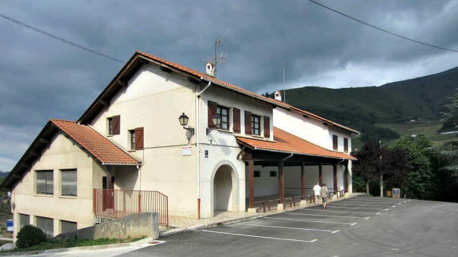 Albergue municipal de Valcarlos, Navarra - Camino Francés :: Albergues del Camino de Santiago