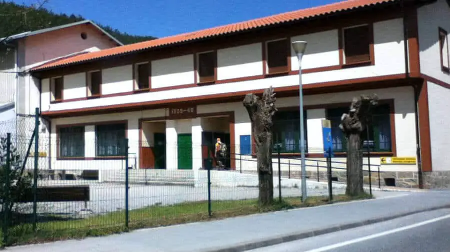 Albergue de peregrinos municipal de Zubiri - Camino Francés :: Albergues del Camino de Santiago