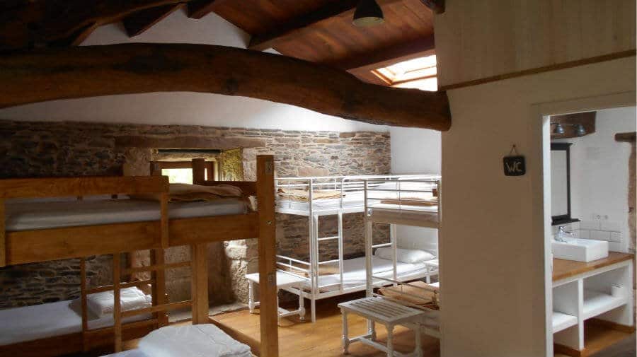 Albergue O Xistral, As Paredes-Castromaior - Camino del Norte :: Albergues del Camino de Santiago