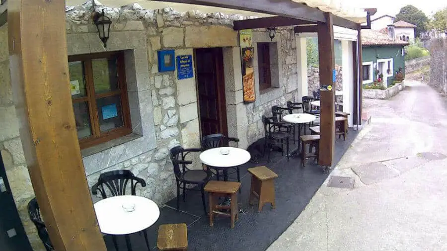 Albergue Castiellu, Pendueles (Asturias) - Camino del Norte :: Albergues del Camino de Santiago