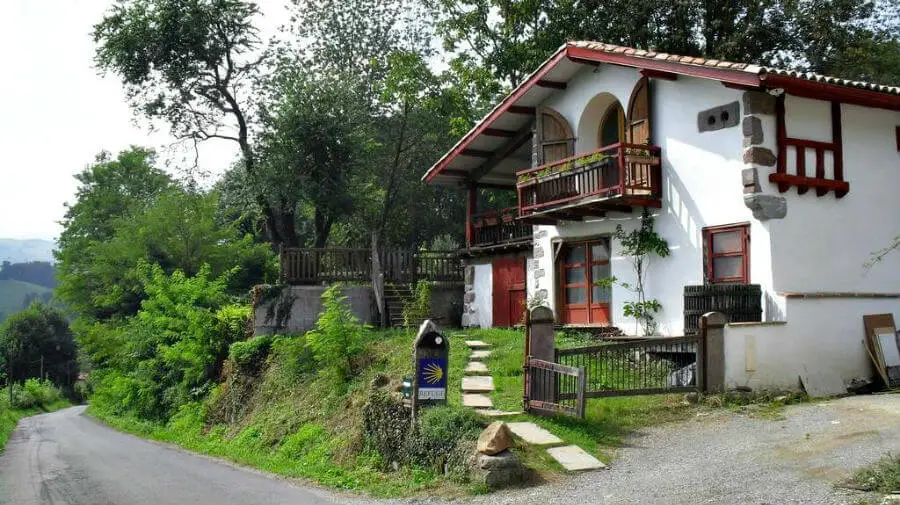 Albergue La Coquille Napoleón, Uhart-Cize, Francia - Camino Francés :: Albergues del Camino de Santiago