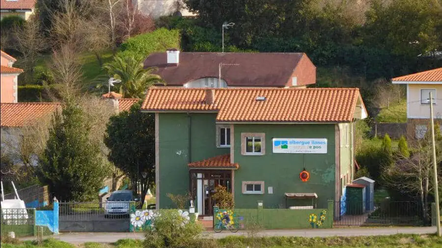 Albergue Llanes Playa de Poo, Poo de Llanes (Asturias) - Camino del Norte :: Albergues del Camino de Santiago