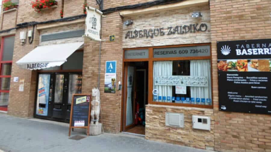 Albergue Zaldiko, Zubiri, Navarra - Camino Francés :: Albergues del Camino de Santiago