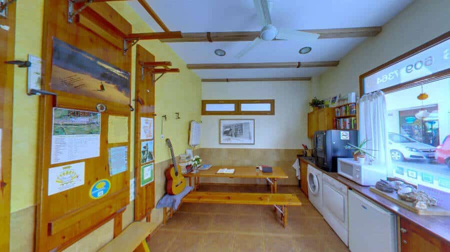 Albergue Zaldiko, Zubiri, Navarra - Camino Francés :: Albergues del Camino de Santiago