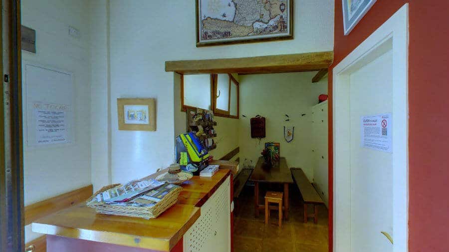 Albergue Zaldiko, Zubiri, Navarra - Camino Francés :: Albergues del Camino de Santiago