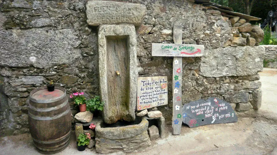 Albergue de peregrinos La Fuente del Peregrino, Ligonde, Lugo - Camino Francés :: Albergues del Camino de Santiago