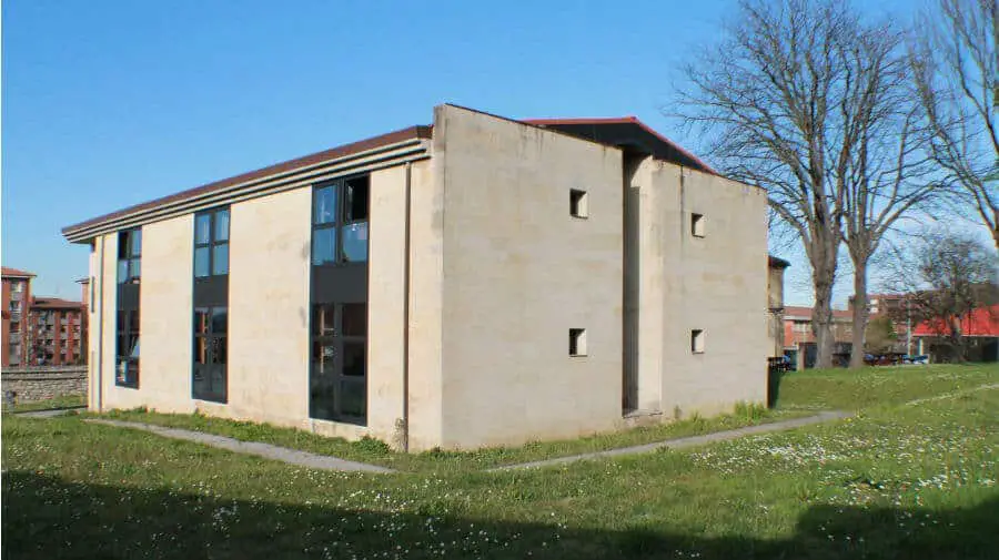 Albergue juvenil San Andrés de Cornellana, Gijón - Camino del Norte :: Albergues del Camino de Santiago