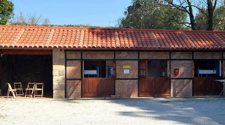 Albergue municipal Jesús Otero, Santillana del Mar (Cantabria) - Camino del Norte :: Albergues del Camino de Santiago