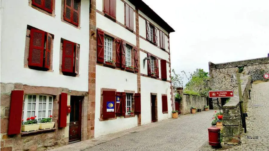 Albergue de peregrinos municipal Saint-Jacques, Saint-Jean-Pied-de-Port, Francia - Camino Francés :: Albergues del Camino de Santiago