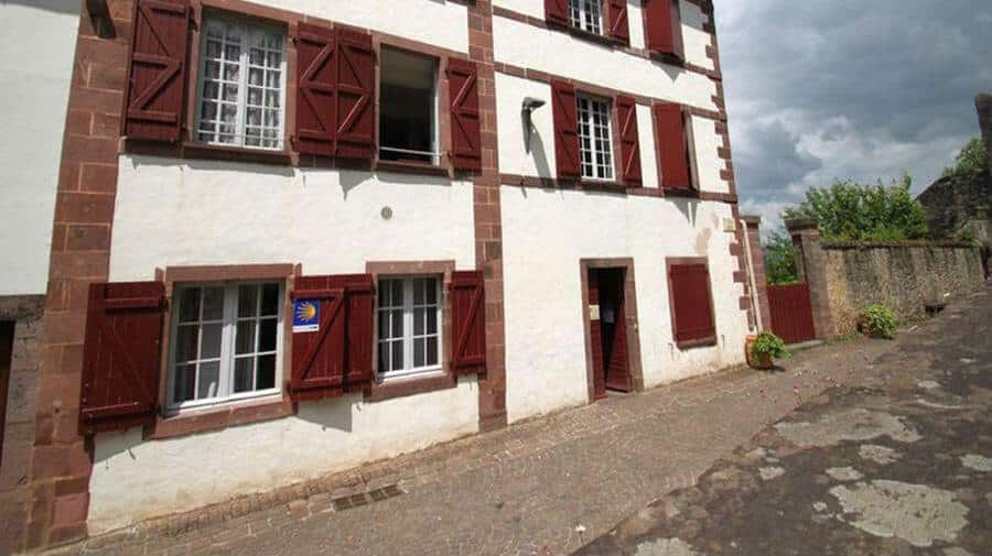 Albergue de peregrinos municipal Saint-Jacques, Saint-Jean-Pied-de-Port, Francia - Camino Francés :: Albergues del Camino de Santiago