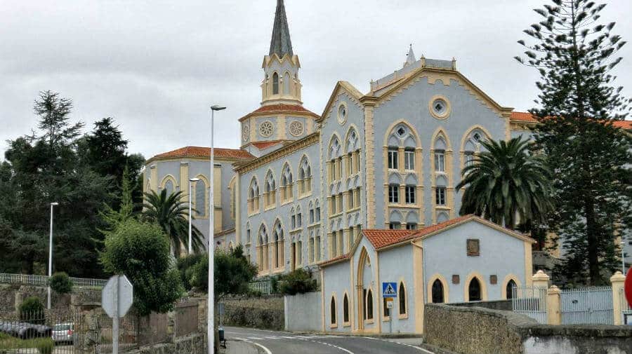 Albergue de peregrinos de la Abadía Cisterciense de Viaceli, Cóbreces (Cantabria) - Camino del Norte :: Albergues del Camino de Santiago