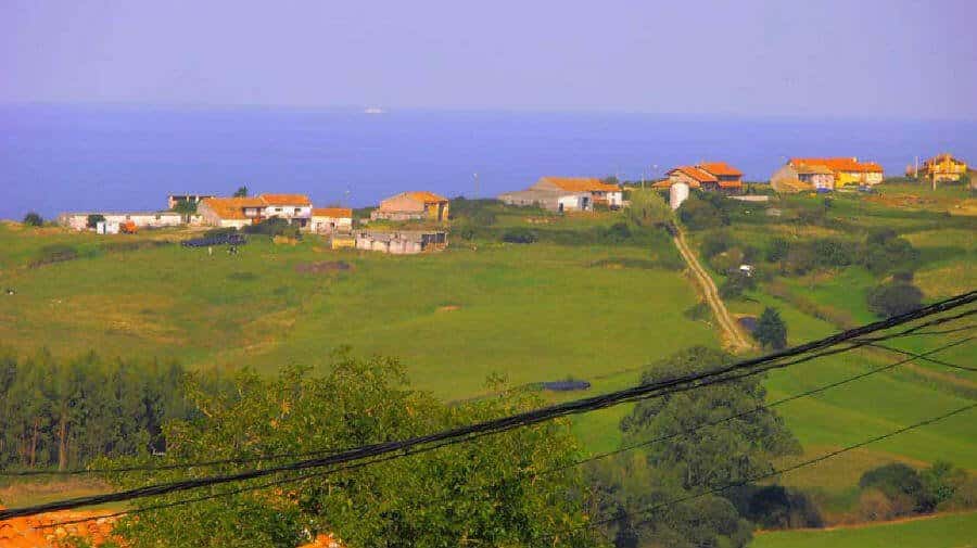 Vistas desde La Revilla, San Vicente de la Barquera (Cantabria) - Camino del Norte :: Albergues del Camino de Santiago