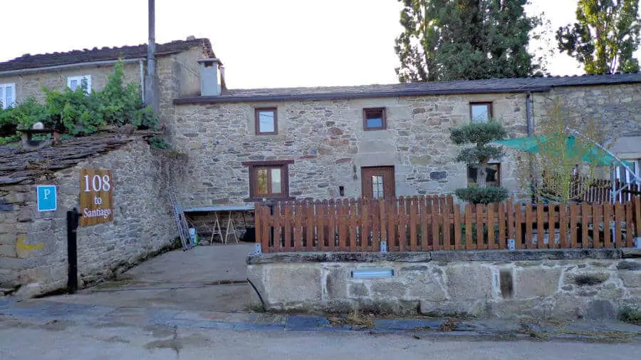 Albergue 108 to Santiago, Barbadelo, Lugo - Camino Francés :: Albergues del Camino de Santiago